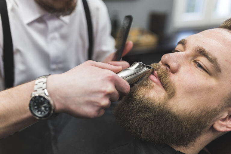 beard trimming services